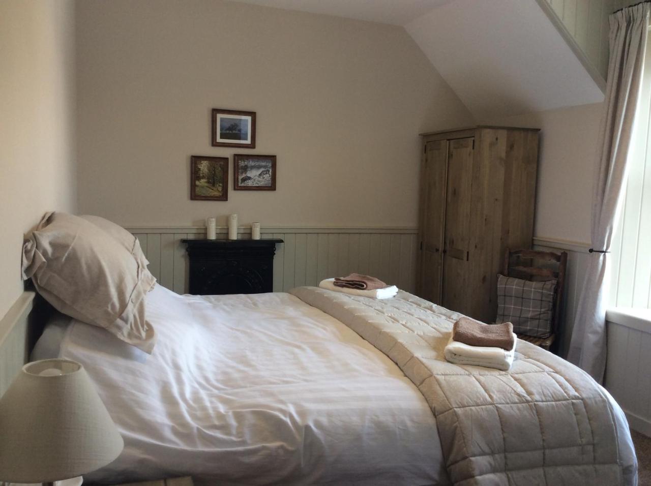 Bed and Breakfast Crown And Anchor Dundrennan Экстерьер фото